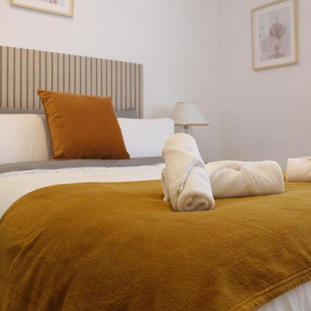 Tkm Home Amplio Y Familiar, Terraza Privada Севілья Екстер'єр фото