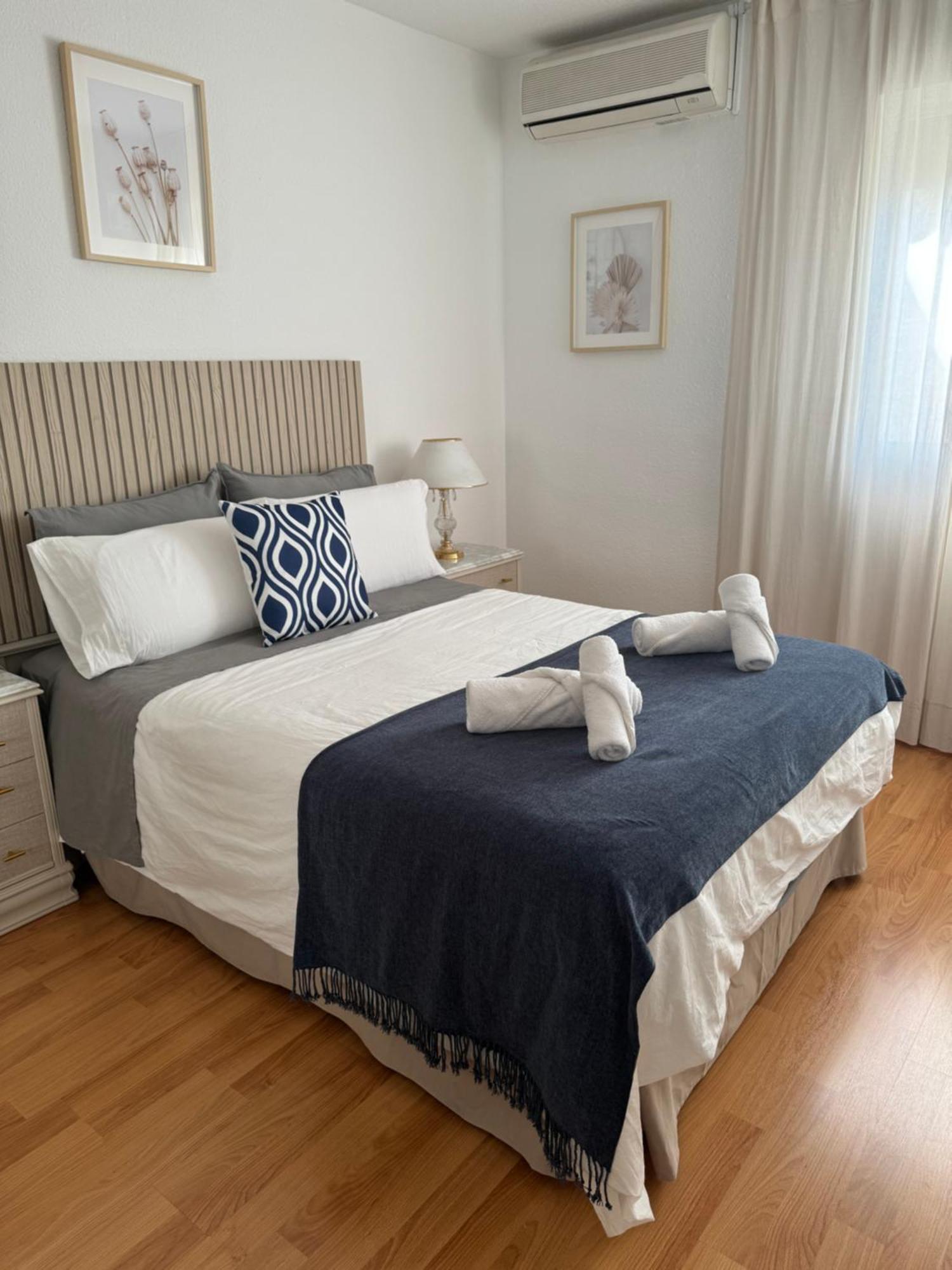 Tkm Home Amplio Y Familiar, Terraza Privada Севілья Екстер'єр фото