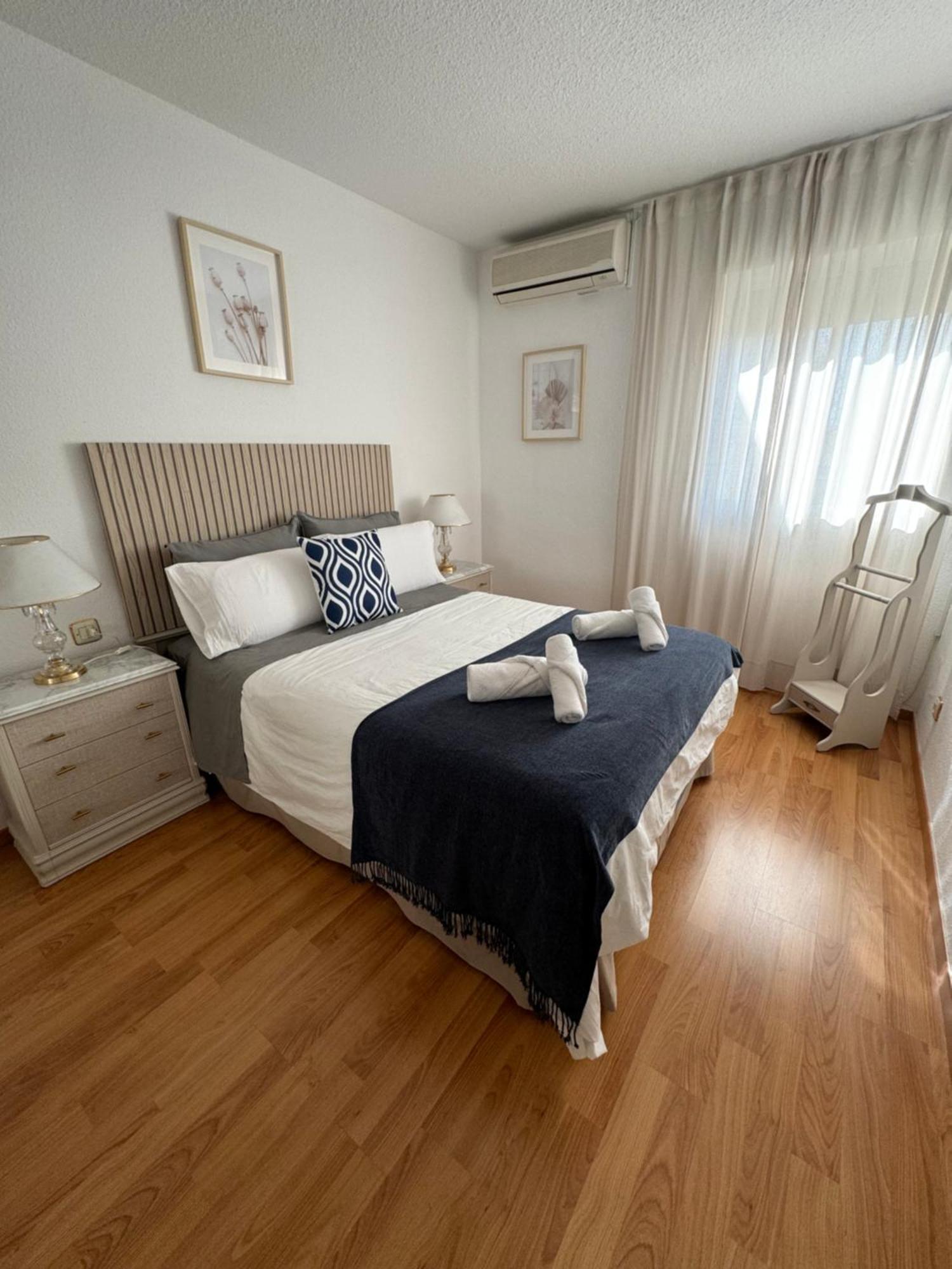 Tkm Home Amplio Y Familiar, Terraza Privada Севілья Екстер'єр фото